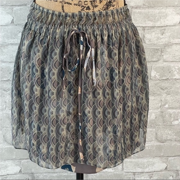SUNO Silk Overlay Print Skirt - Picture 1 of 7